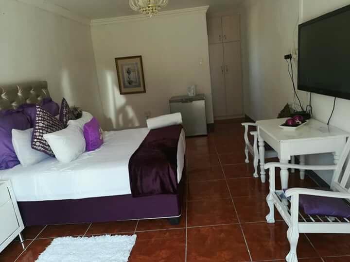 Thembisi Guesthouse 纽卡斯尔 外观 照片